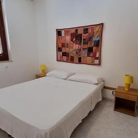 Levante E Ponente Apartment *